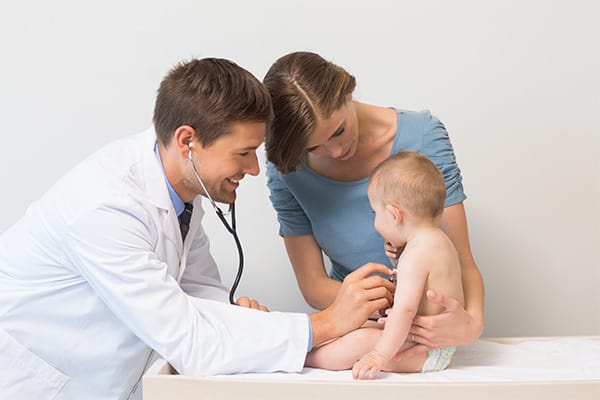 pediatrician-young-boy-parent